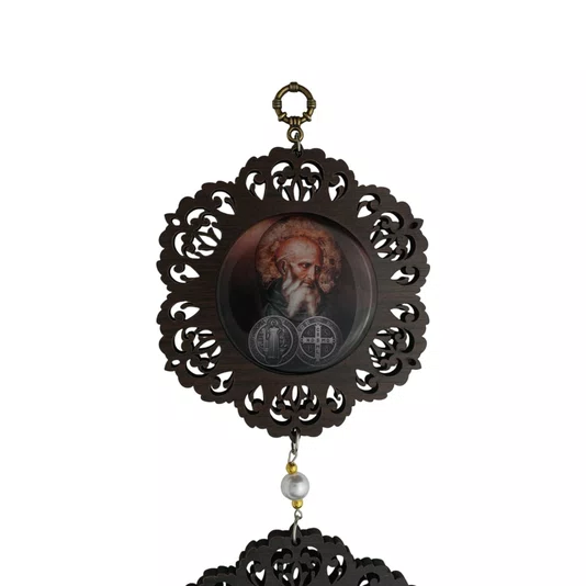 Adorno Luxo de São Bento em Mdf Vazado com Pompom