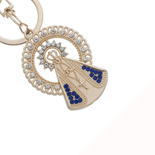Chaveiro de Nossa Senhora Aparecida em Metal com Strass e Mosquete - Dourado