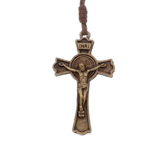 Cordão com Crucifixo da Medalha de São Bento - Ouro Velho