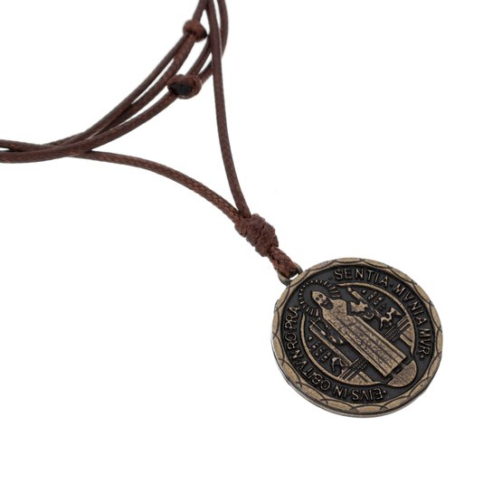 Cordão com Medalha de São Bento em Metal - Ouro Velho
