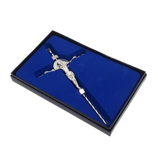 Crucifixo de parede São Bento - Prata 21cm