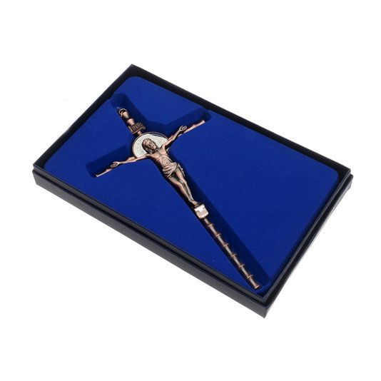 Crucifixo de São Bento em metal trabalhado - cobre 21cm