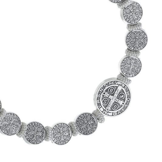 Pulseira com Medalhas e Pingente da Medalha de São Bento em Metal