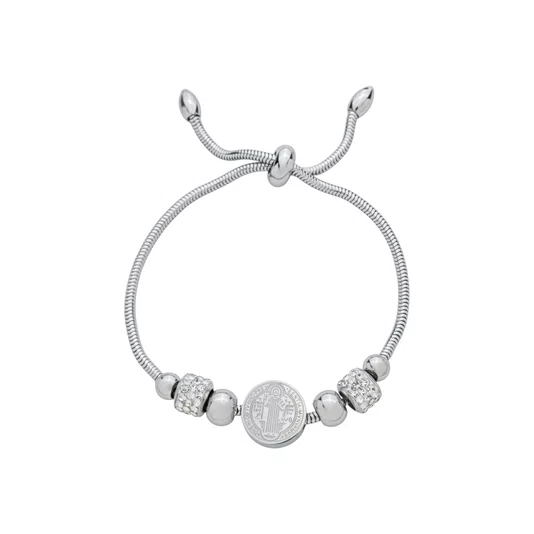 Pulseira em Inox Prata com Berloques e Strass e Pingente da Medalha de São Bento
