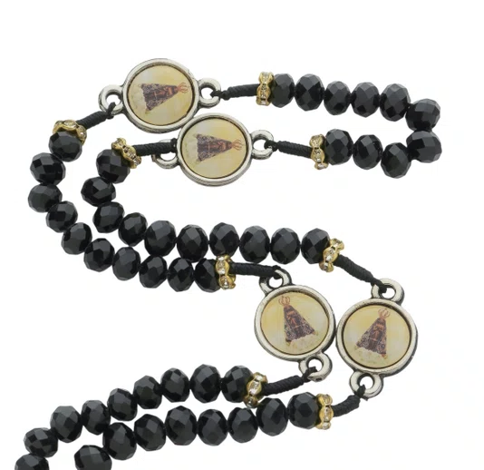 Terço com Entremeio de Nossa Senhora Aparecida - Cristal Preto