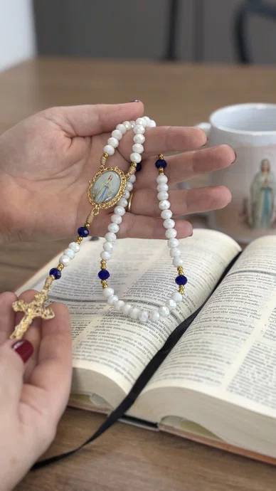 Terço Cristal Luxo Nossa Senhora de Lourdes