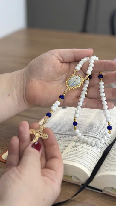 Terço Cristal Luxo Nossa Senhora de Lourdes