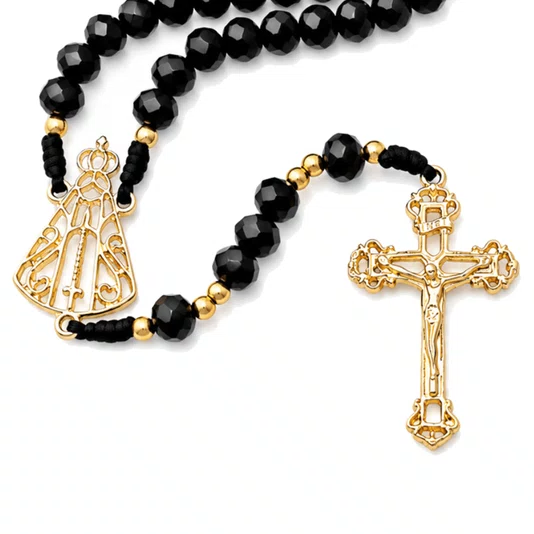 Terço de Cristal Nossa Senhora Aparecida Dourado Vazado Preto
