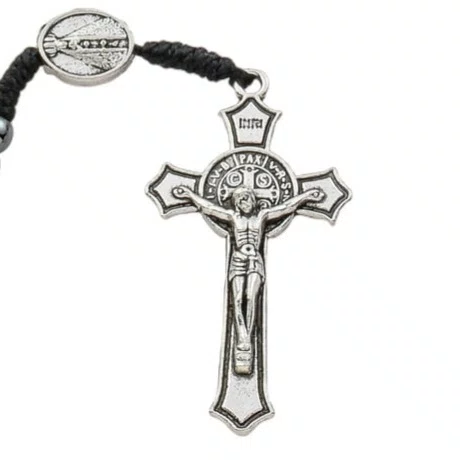 Terço de Pescoço de Nossa Senhora Aparecida em Hematita 4mm