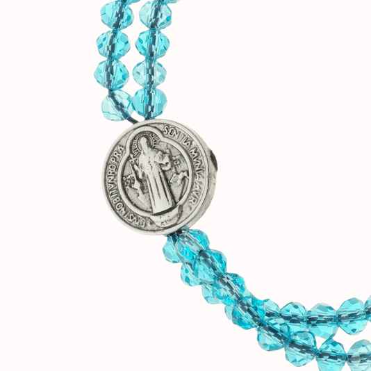 Kit Terço de Pulso com Medalha de São Bento e Conta Cristal em Azul Translúcido - 2Un