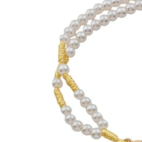 Terço de Pulso de Nossa Senhora Aparecida Dourada e Cruz Metal - Pérola Branca 4mm
