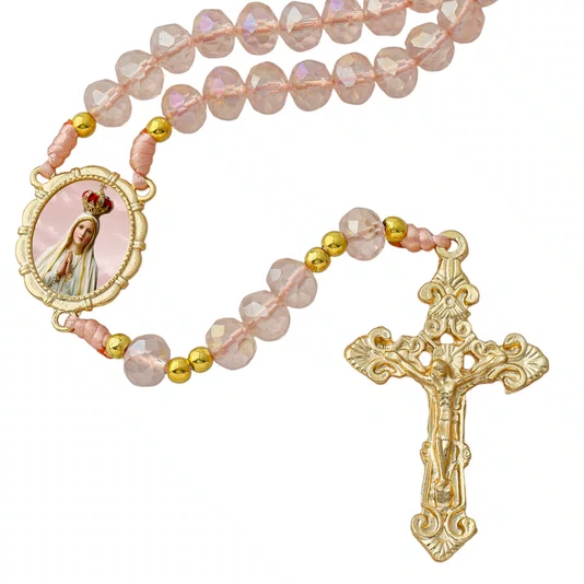 Terço Nossa Senhora de Fátima de Cristal Rosa Entremeio Dourado - 8mm