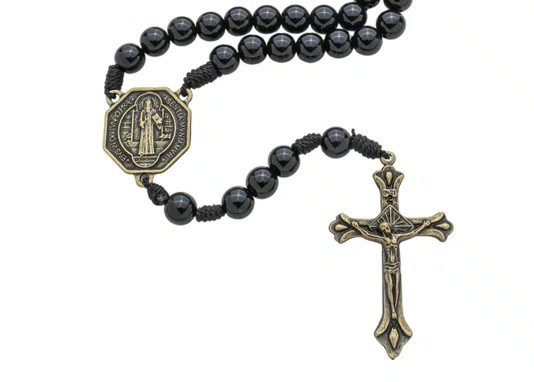 Terço São Bento de Pérola Preto 8mm