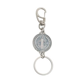 Chaveiro São Bento com Mosquete - Prata Velha G