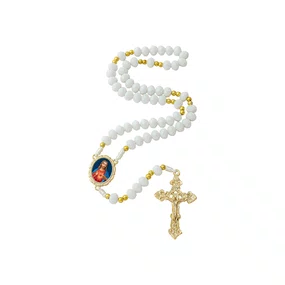 Terço de Cristal Branco Entremeio Dourado Sagrado Coração de Jesus