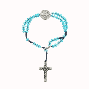 Kit Terço de Pulso com Medalha de São Bento e Conta Cristal em Azul Translúcido - 2Un