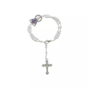 Terço de Pulso de Nossa Senhora Aparecida Prata e Cruz Prata - Pérola Branca 4mm