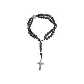 Terço de Pulso Masculino com Entremeio de São Bento Prata em Pérola Preto 6mm