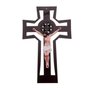 Crucifixo de parede com medalha de São Bento gravada a laser e Cristo em resina - 28cm