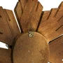 Divino Espírito Santo de Madeira para Parede - 32x32cm