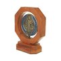 Pedestal em Madeira de Demolição com Medalha Ouro de São Bento Vazada - Colorida